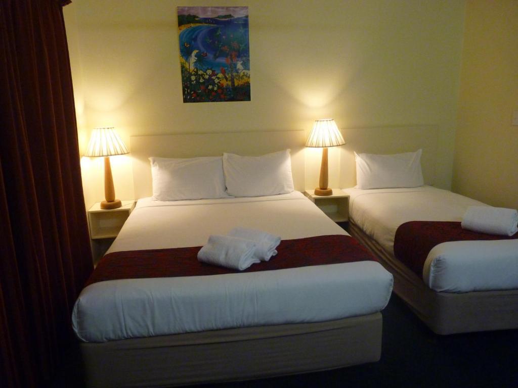 International Lodge Motel Маккай Номер фото
